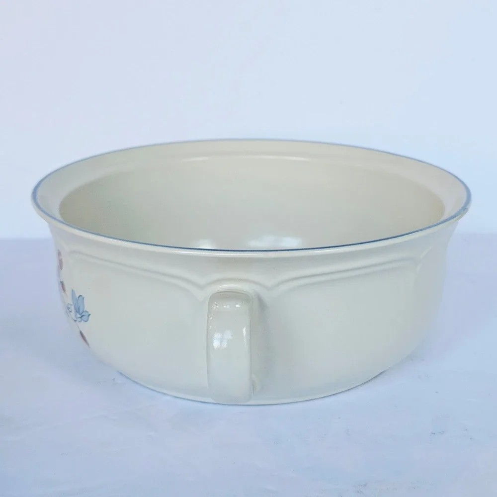 Vintage Cordella Bluet Floral Stoneware Casserole Dish Lid Round Farmhouse